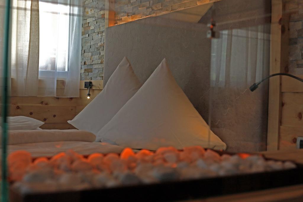 Hotel Astoria Каназей Екстериор снимка